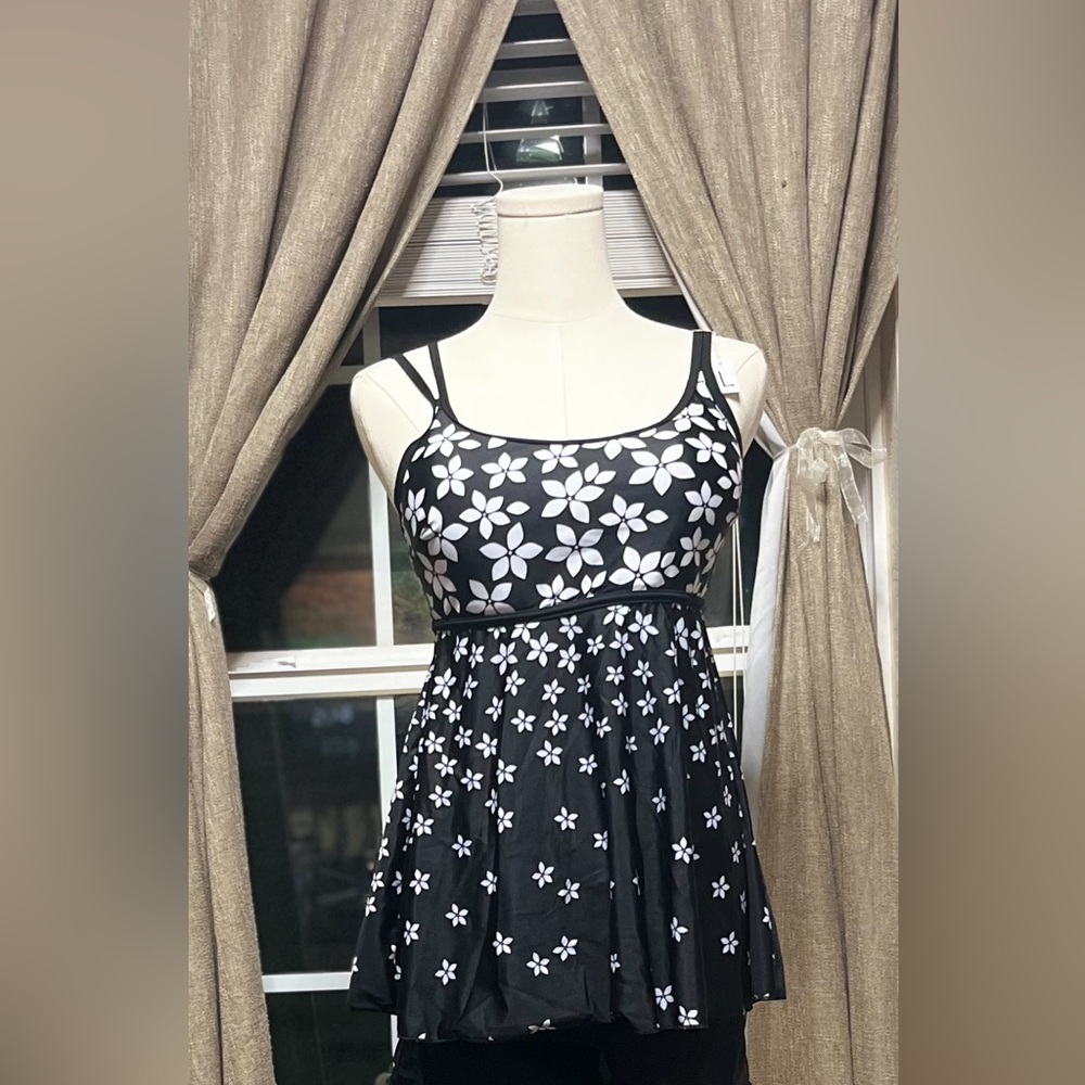 Women’s tankini